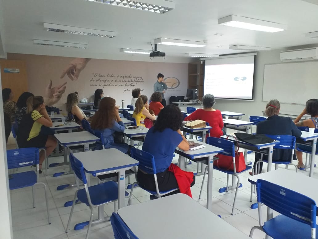 10 reuniao gidj sala